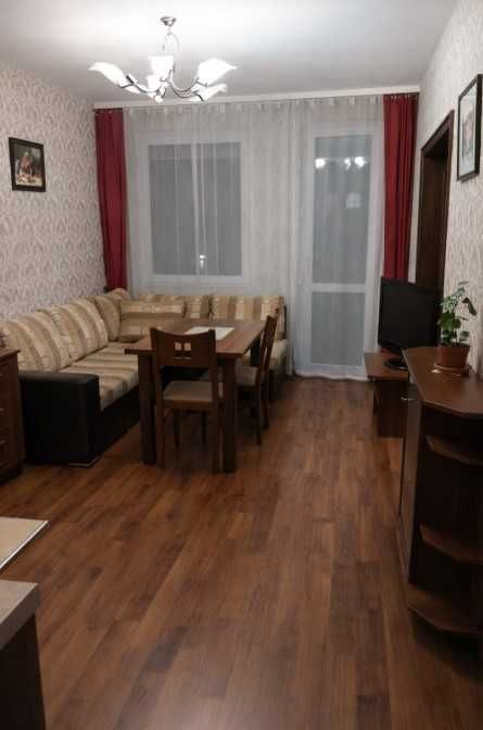 Тристаен апартамент под наем Младост 4