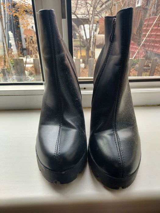 Продам 35 размер