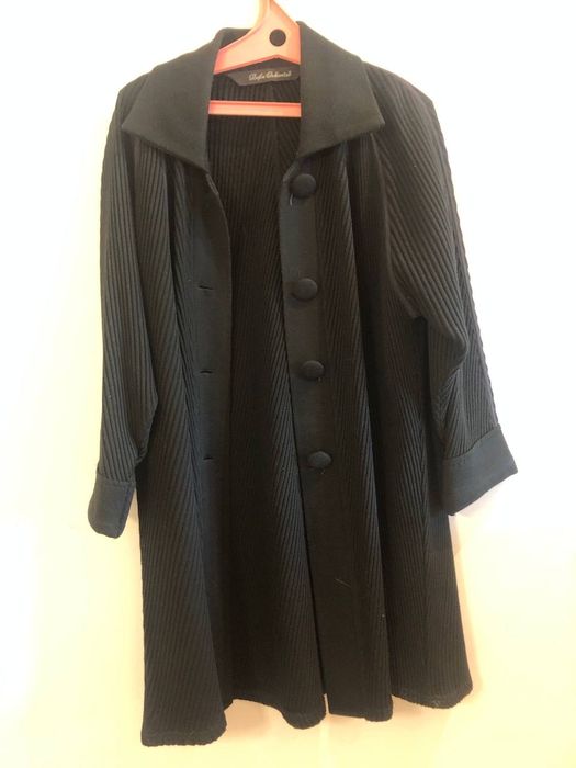 Пальто трикотаж черное