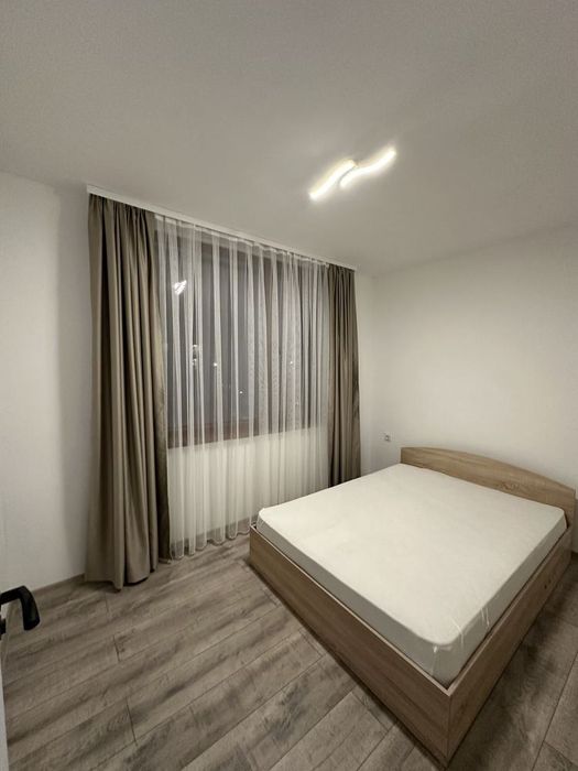 Дава се под наем Четиристаен апартамент в Варна, Възраждане 1 - 110 кв.м за 703.8 € - Снимка #5