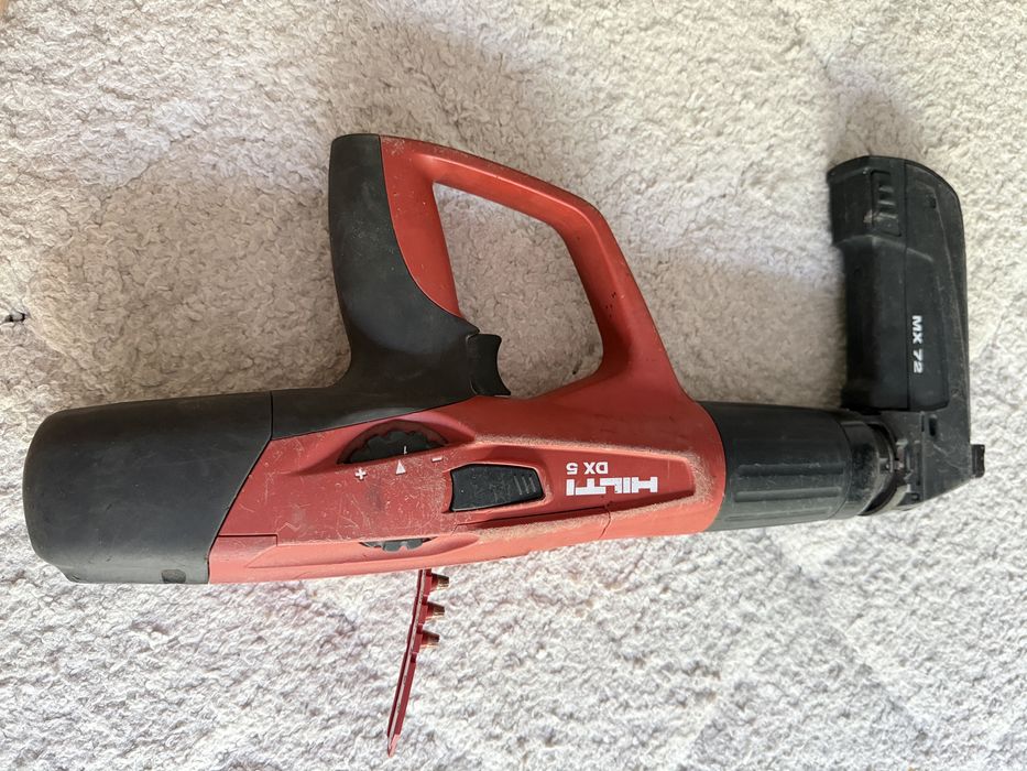 Pistol cuie beton Hilti DX 5