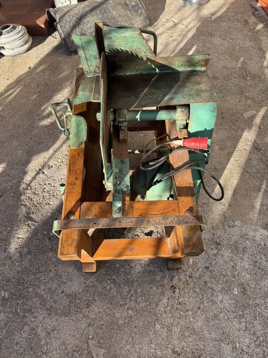 Fierastrau circular pentru lemn