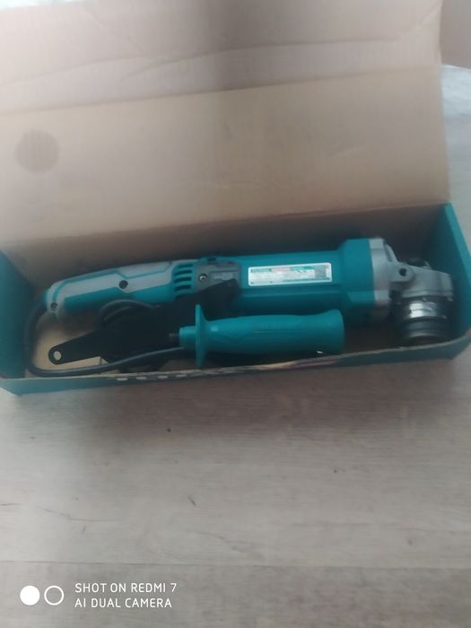 Продам болгарку Total один раз использовал