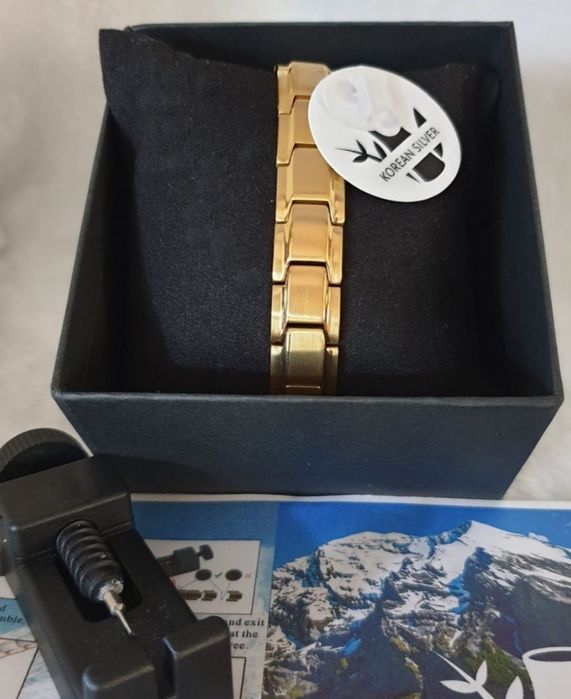 Продается браслет-магнит.