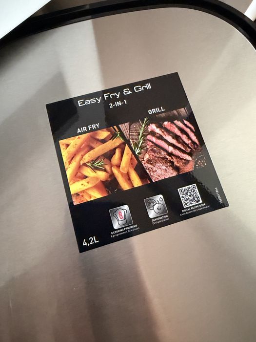 Air Fryer Tefal Easy Fry & Grill in stare foarte buna