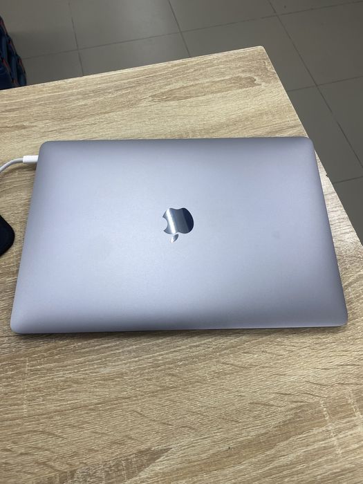 MacBook Air 13 M1 2020 TM79