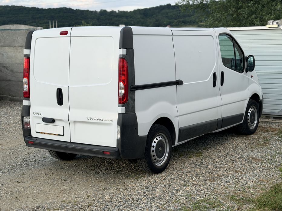 Opel Vivaro  - 2.0 CDTI - 115 CP - 6+1 Trepte - Euro 5 - A/C - Pilot