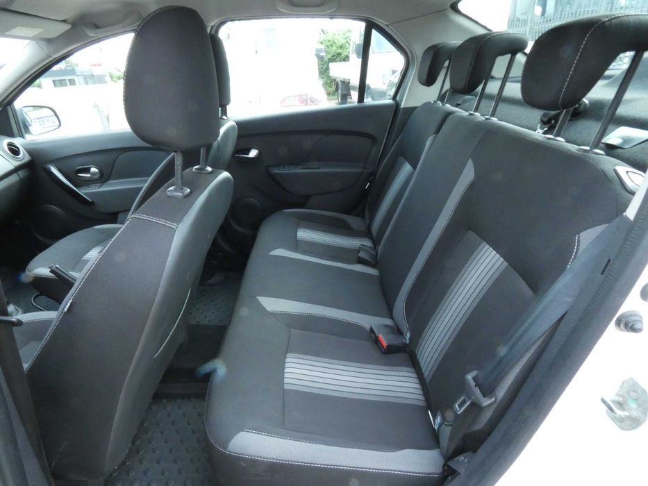 Dacia Logan/0.9 benzina/distributie schimbata/revizie efectuata