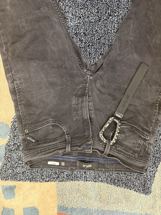 Gstar , Armani exhange , Balenciaga, Guess