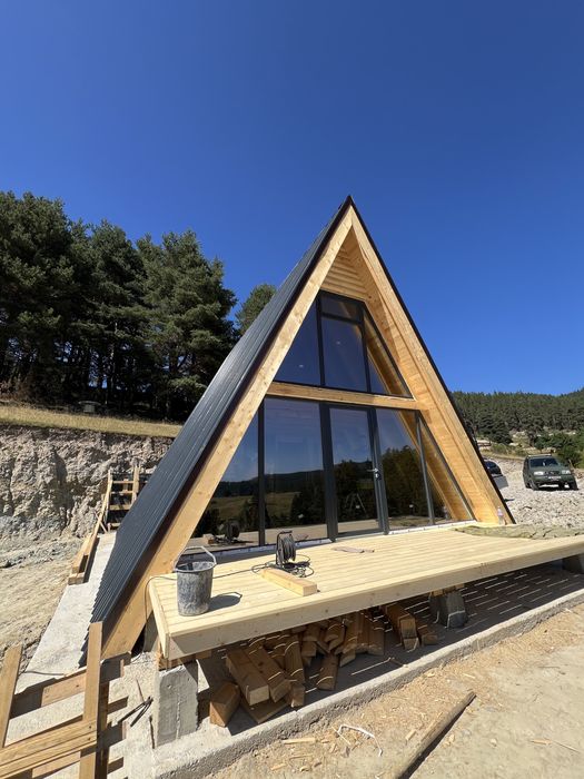 Производство на PVC и AL дограма,  врати, гаражни врати