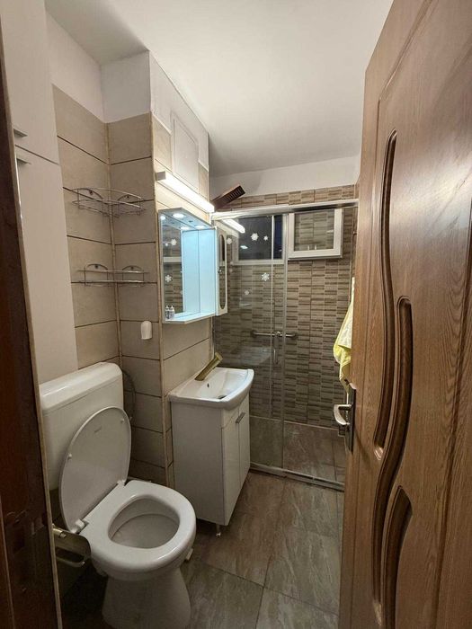 Apartament 3 camere de inchiriat