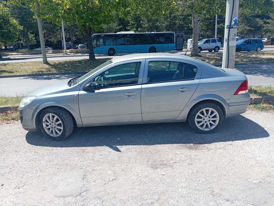 Опел Астра 1.6 105 коня