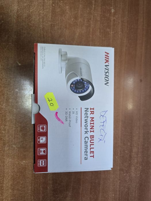 Camere supraveghere HikVision model DS-2CD2020F-I 7 bucati defect Poe