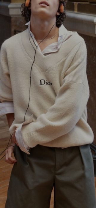 Pulover Christian Dior, model 2026