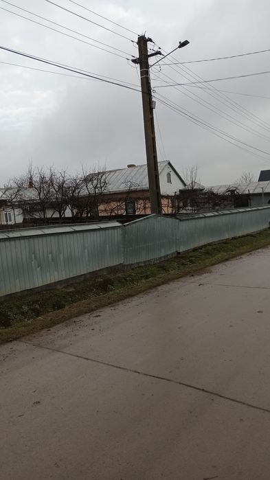 Casa batraneasca cu  6700mp teren , sat Balinesti, com. Gramesti