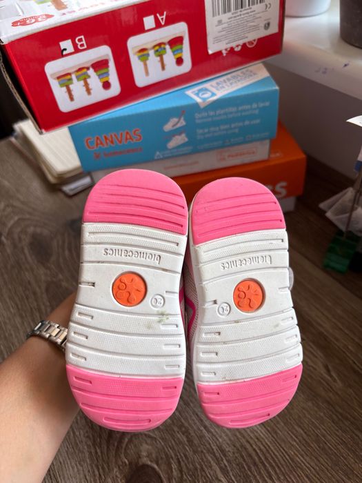 Обувки Biomecanics, 20 номер