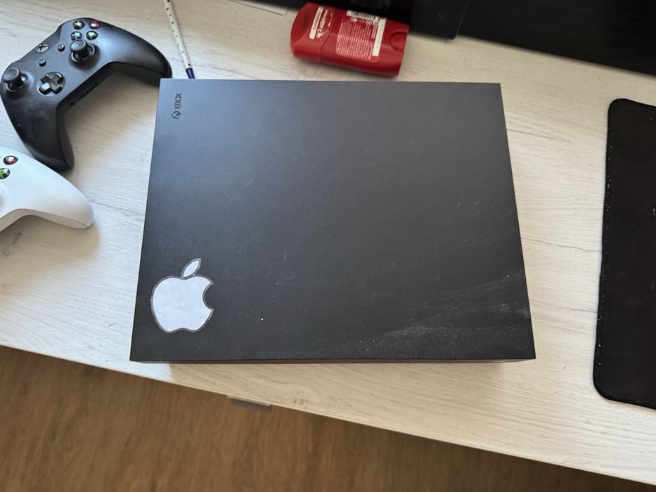 Xbox one X 1 TB