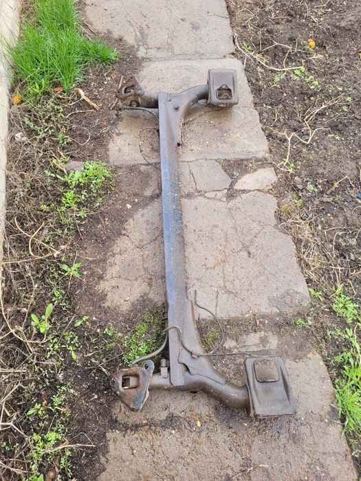 Задняя балка ваз.