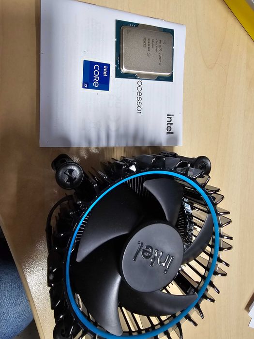 Calculator Nou. Performant. I7 / 16 GB Ram / 1TB SSD + Monitor HP 20"