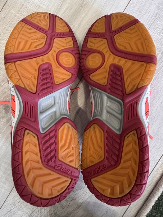 Маратонки Asics