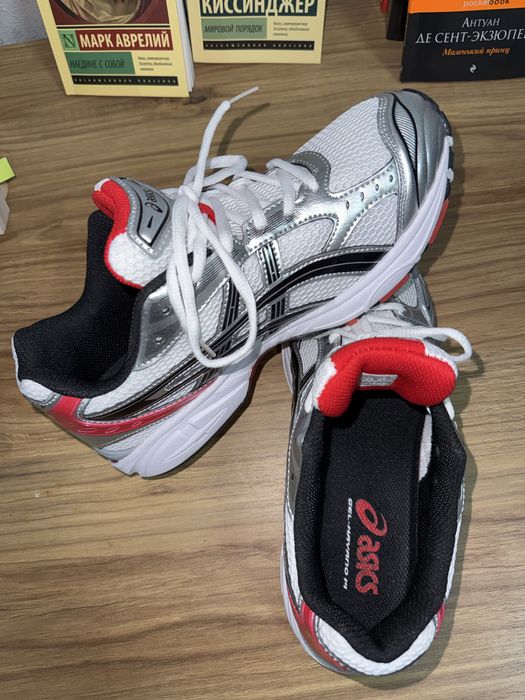Asics Gel Kayano 14