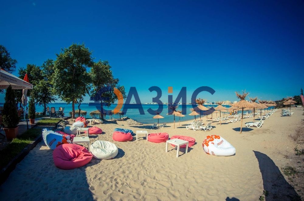 Продава се Двустаен апартамент в Свети Влас - 53 кв.м за 1165 €/кв.м - Снимка #10