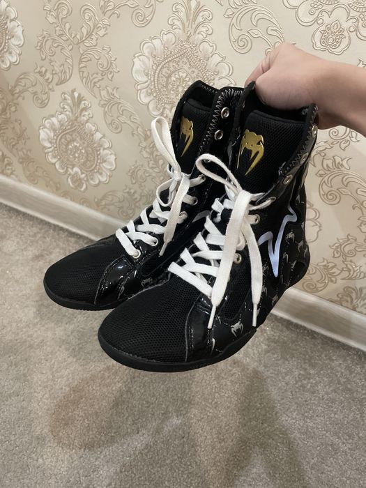 Боксерки venum для бокса