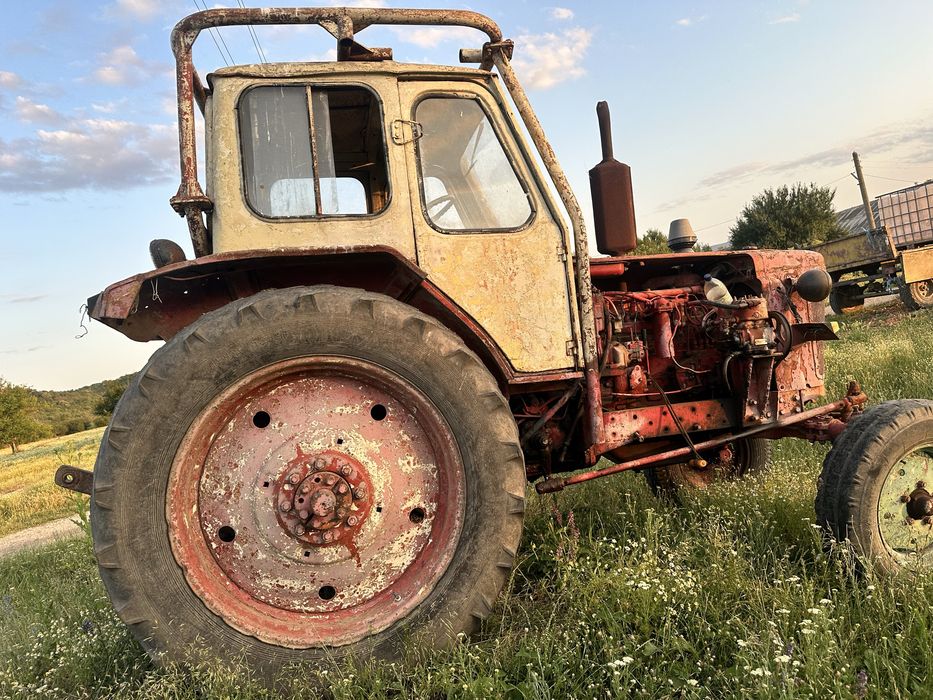 Трактор ЮМЗ в добро състояние