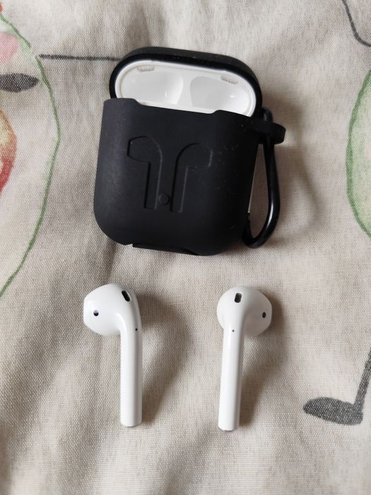 Продам наушники оригинал