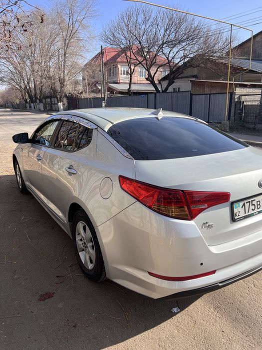 Kia K5 2011 года