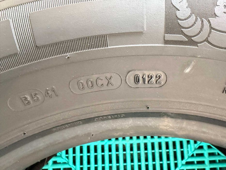 Set anvelope noi vara 235 65 R16C Michelin Agilis 98H dot 3623