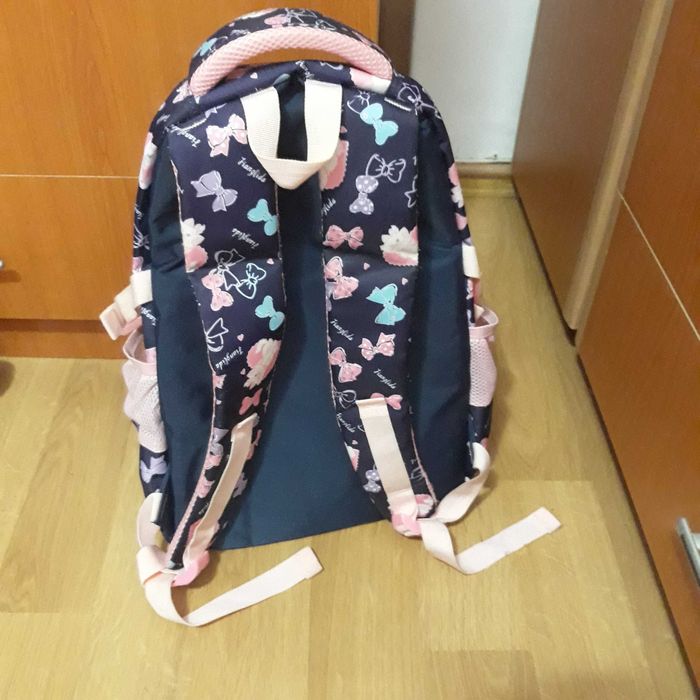Vand rucsac copii pentru scoala sau drumetii,nou ,oferta f buna.