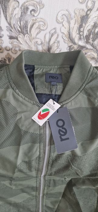 Мужские куртки, безрукавки