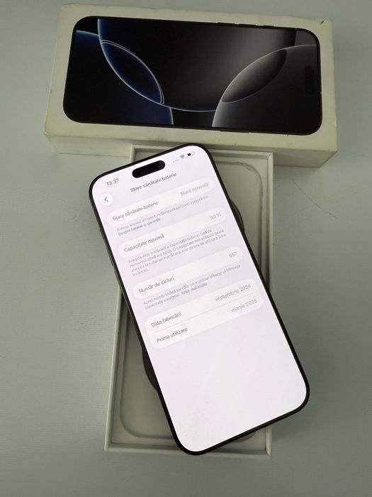 Iphone 16 pro max/90% baterie