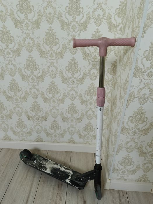 Продаю б/у самокат