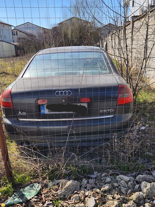 Audi A6 2.5 TDI Quattro 2005 Radiată