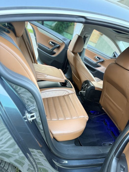 Vând Volksawgen Passat CC 2.0 TSI 200cp