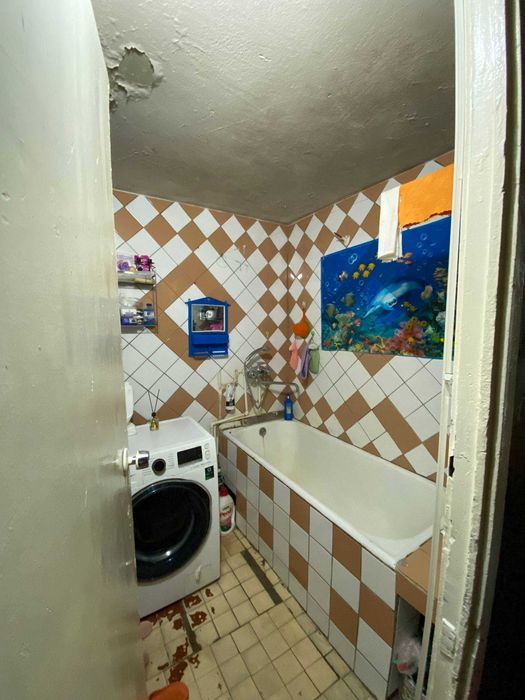 Срочно продается 3-х комн квартира Куйлюк массив-5, 3/5/5