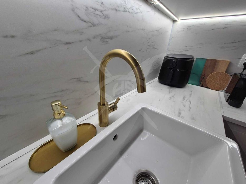 Продава се Двустаен апартамент в Бургас, Сарафово - 65 кв.м за 2539 €/кв.м - Снимка #1