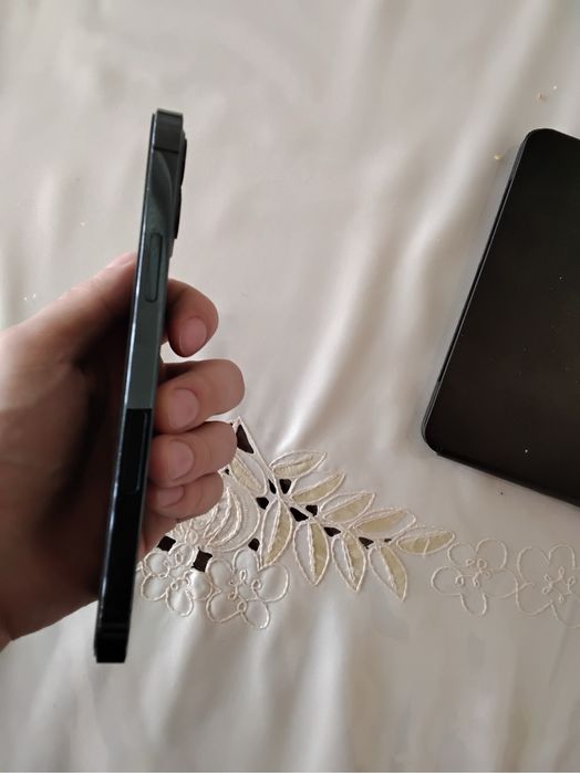 Iphone 12 pro sotiladi