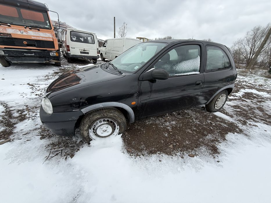 Опел Корса 1.5 дизел 67кс 2000г на части