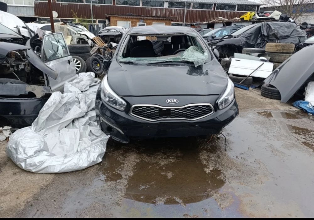 Kia ceed 1.4 на части