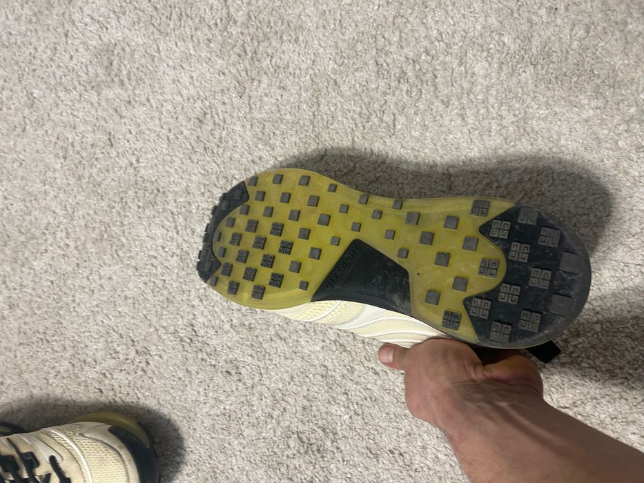 спортни givenchy 45