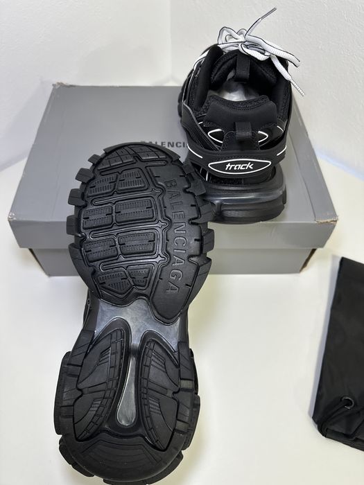 Balenciaga track (PREMIUM)