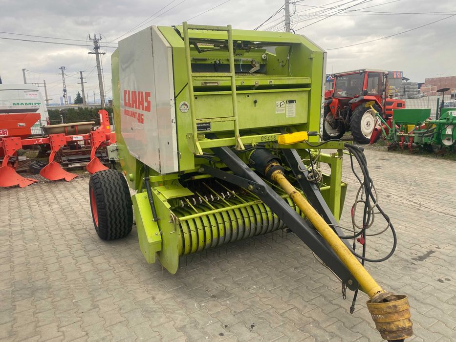 Presa de balotat CLAAS Rollant 46 balot rotund 1.20 x 1.20 m AGRI