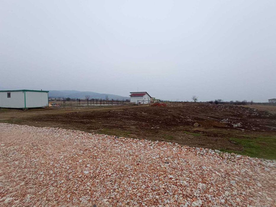 Продава се Парцел в с. Първенец, Област Пловдив - 1748 кв.м за 26 €/кв.м - Снимка #2