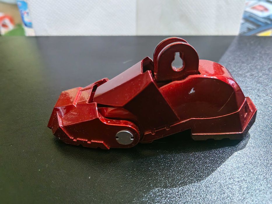 Части за Iron man MARK 3