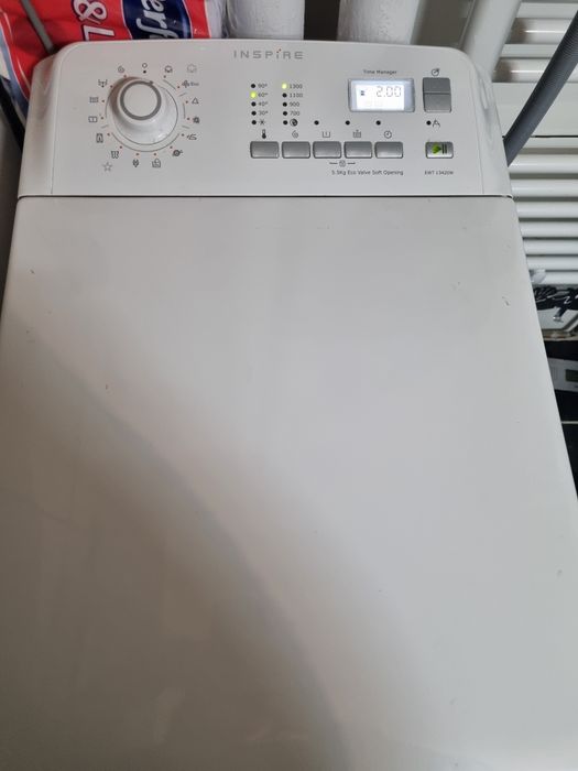 Masina de spalat haine Electrolux Inspire cu deschidere verticala