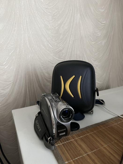 Продам видеокамеру. Отличном состоянии