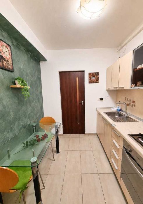Apartament 2 camere decomandat, 53 mp, metrou Dimitrie Leonida